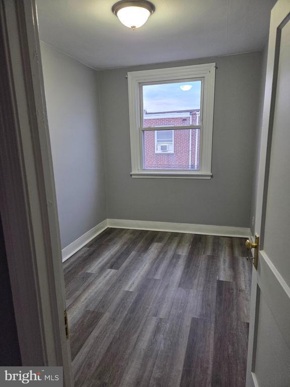 Building Photo - 1313 Wells St