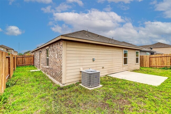 Building Photo - 10718 Millet Ct