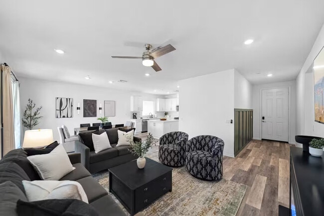 Building Photo - 7906 Montecito Ln