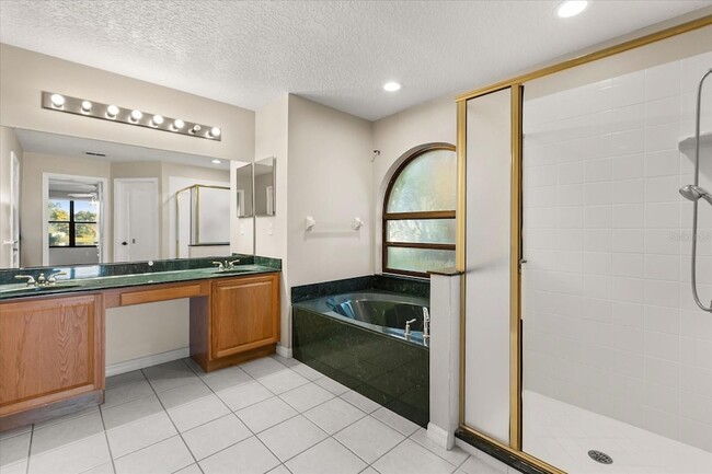 Building Photo - 226 Brightview Dr