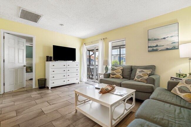 Building Photo - 230 Medallion Blvd