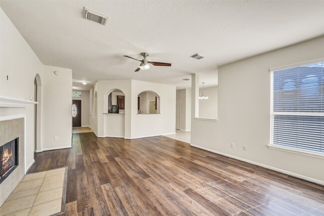 Building Photo - 7414 Compass Rose Dr