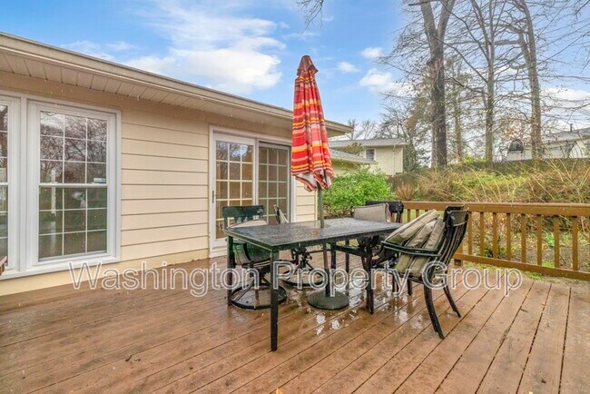 Building Photo - 4702 Declaration Ct