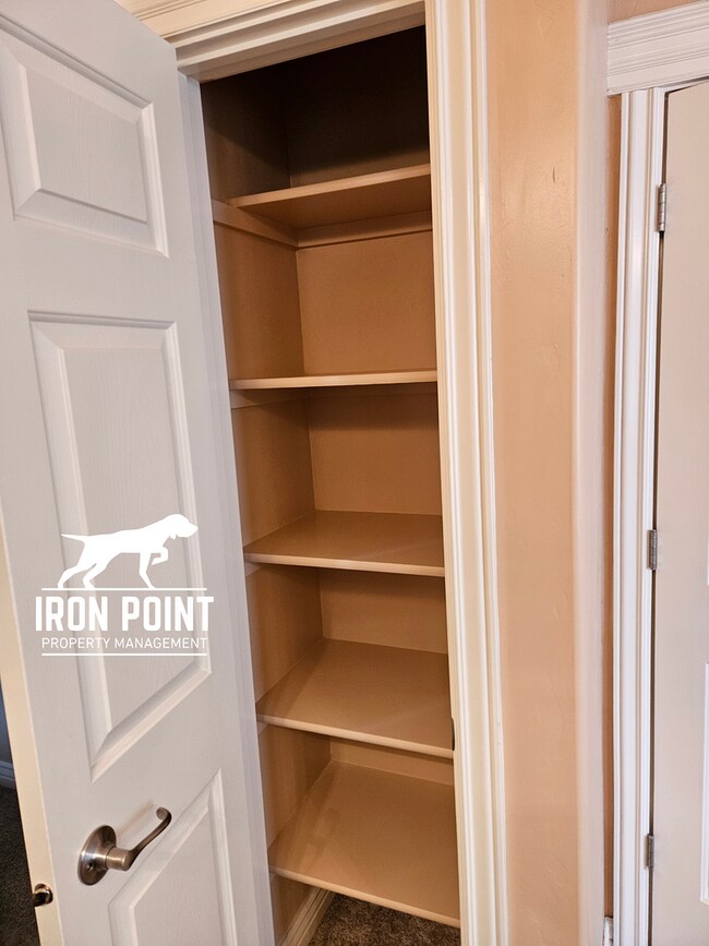 Building Photo - 3bed/3bath in sought after Nampa neighborhood w/3 car garage and large bonus room.