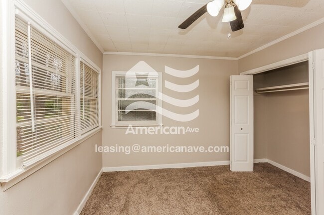 Building Photo - 3644 Meadow Ln