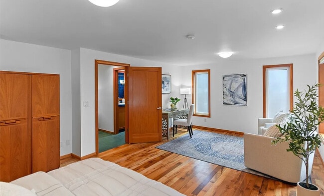 Building Photo - 6133 Lariat Loop