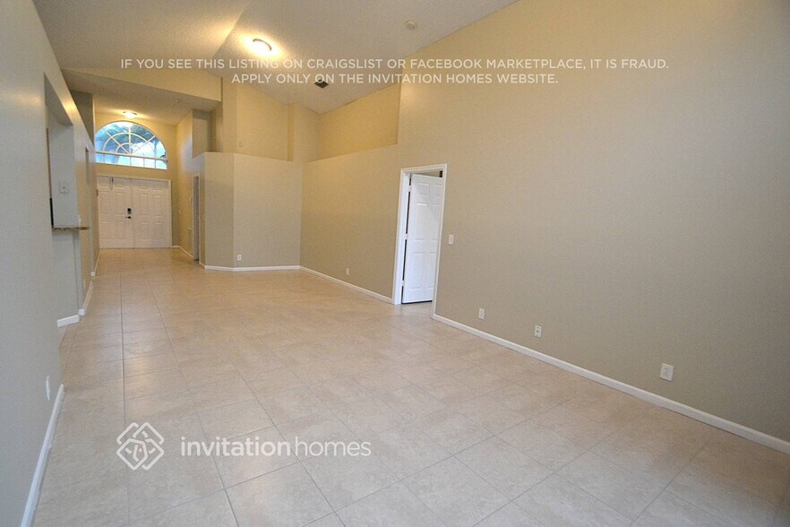 Building Photo - 7704 Thornlee Dr