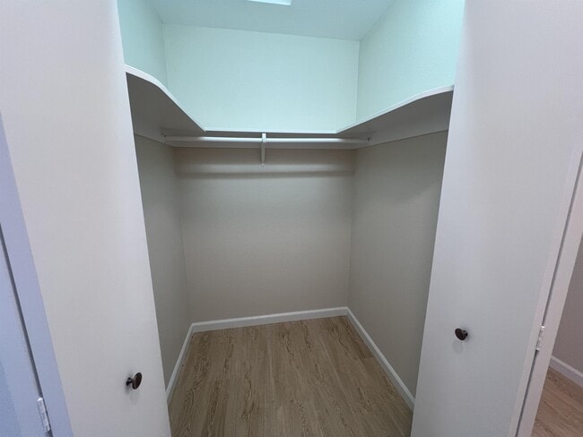Building Photo - 41256 Sky Vista Pl