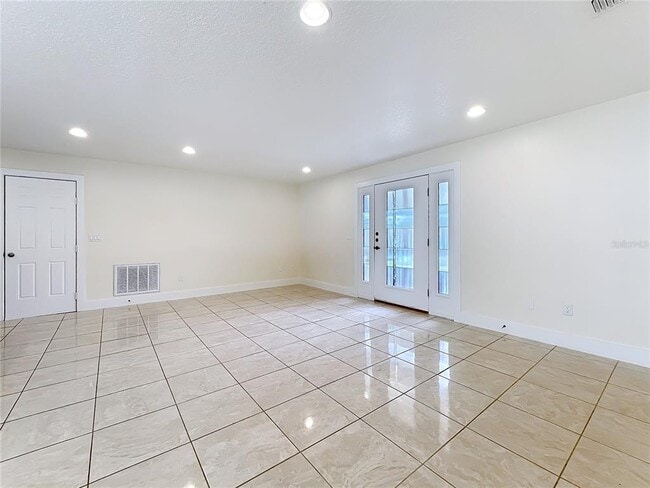 Building Photo - 12631 Eryn Ct