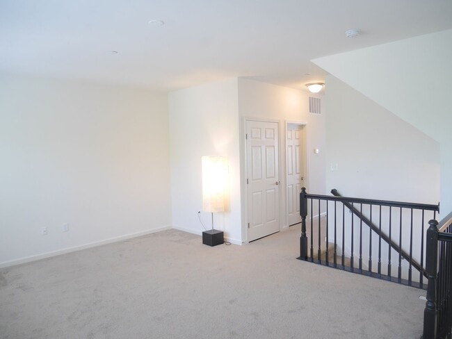 Building Photo - Stunning 3 Bedroom Townhouse Easton, MD