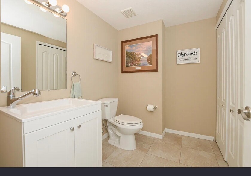 Building Photo - 4190 Gator Greens Way