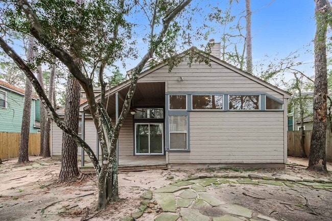 Building Photo - 10 Shallow Pond Pl