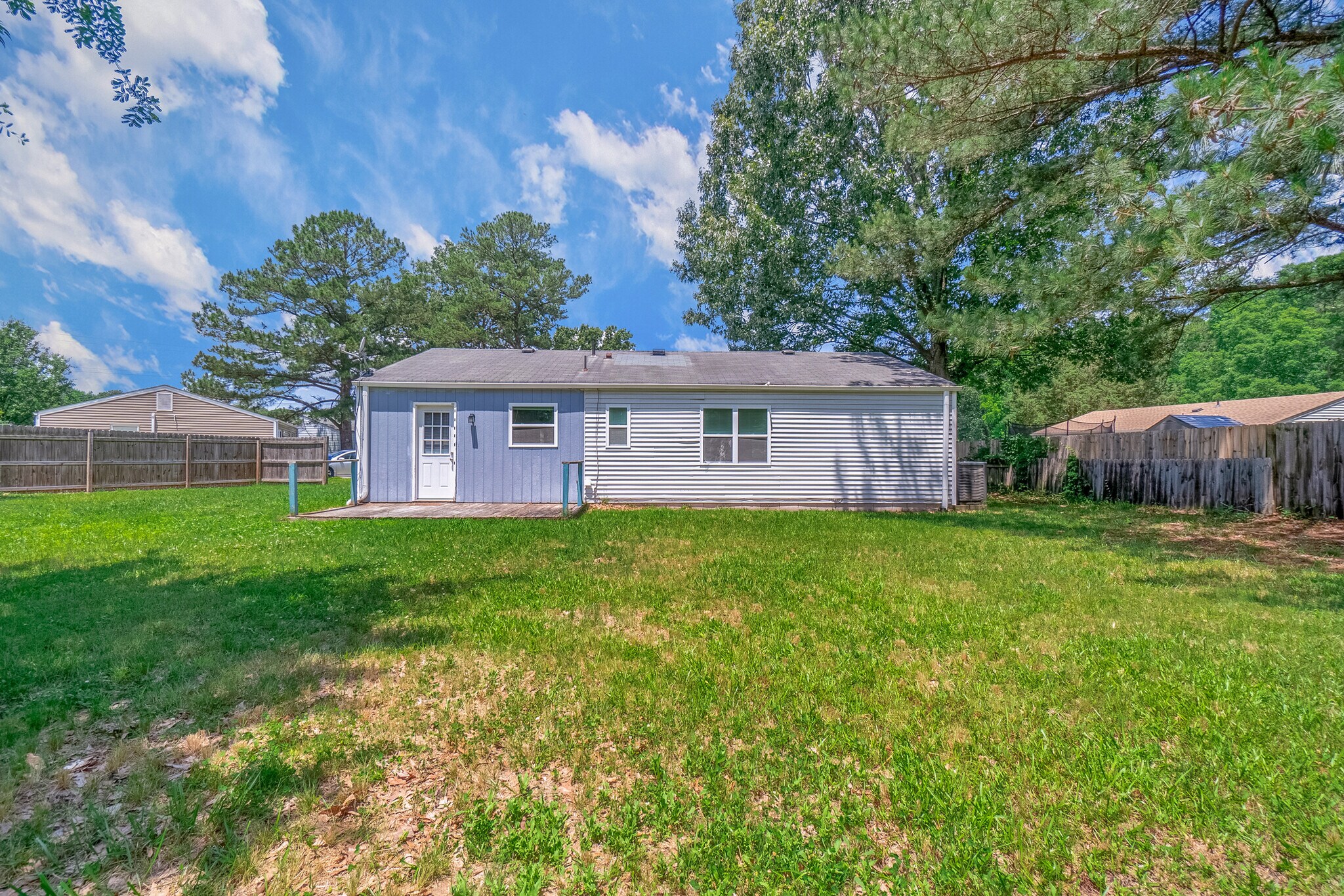 Building Photo - 3305 Portobello Ct