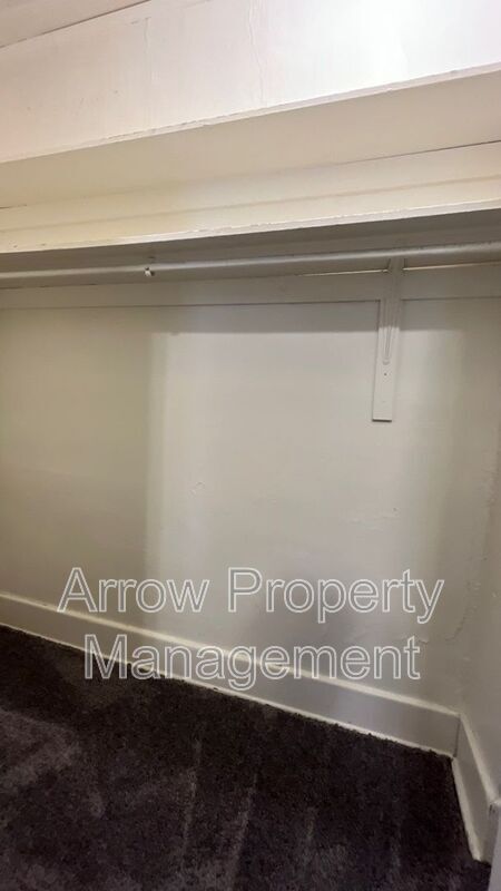 Building Photo - 1341 D St