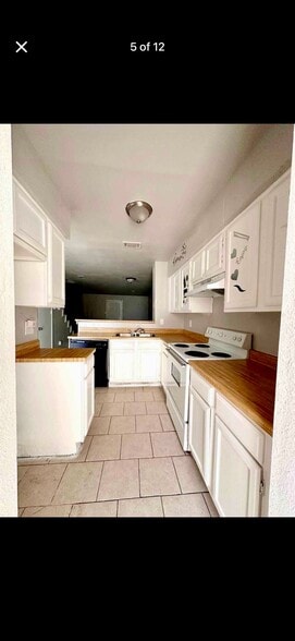 Building Photo - 9503 Olde Towne Row