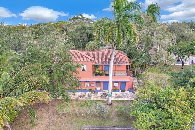 Building Photo - 12287 NE 7th Ave