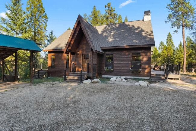 Building Photo - 18 Spur Dr