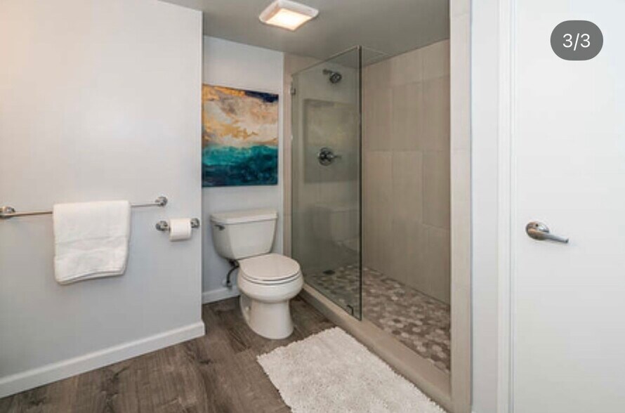 Building Photo - 876 Curtis St