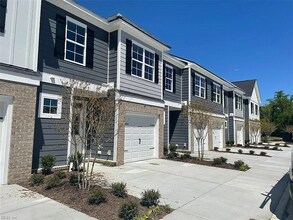 Building Photo - 5297 Sports Club Run