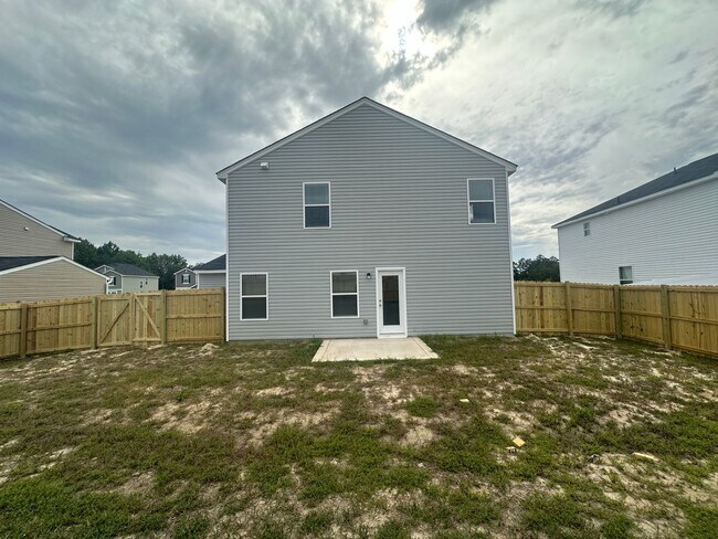 Building Photo - 191 Hornet Dr