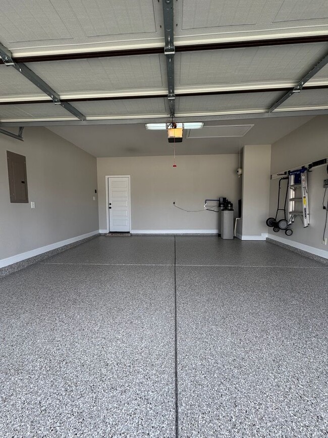 Building Photo - 234 Pumprock Dr