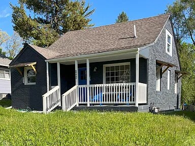 Building Photo - 1604 W 11th St