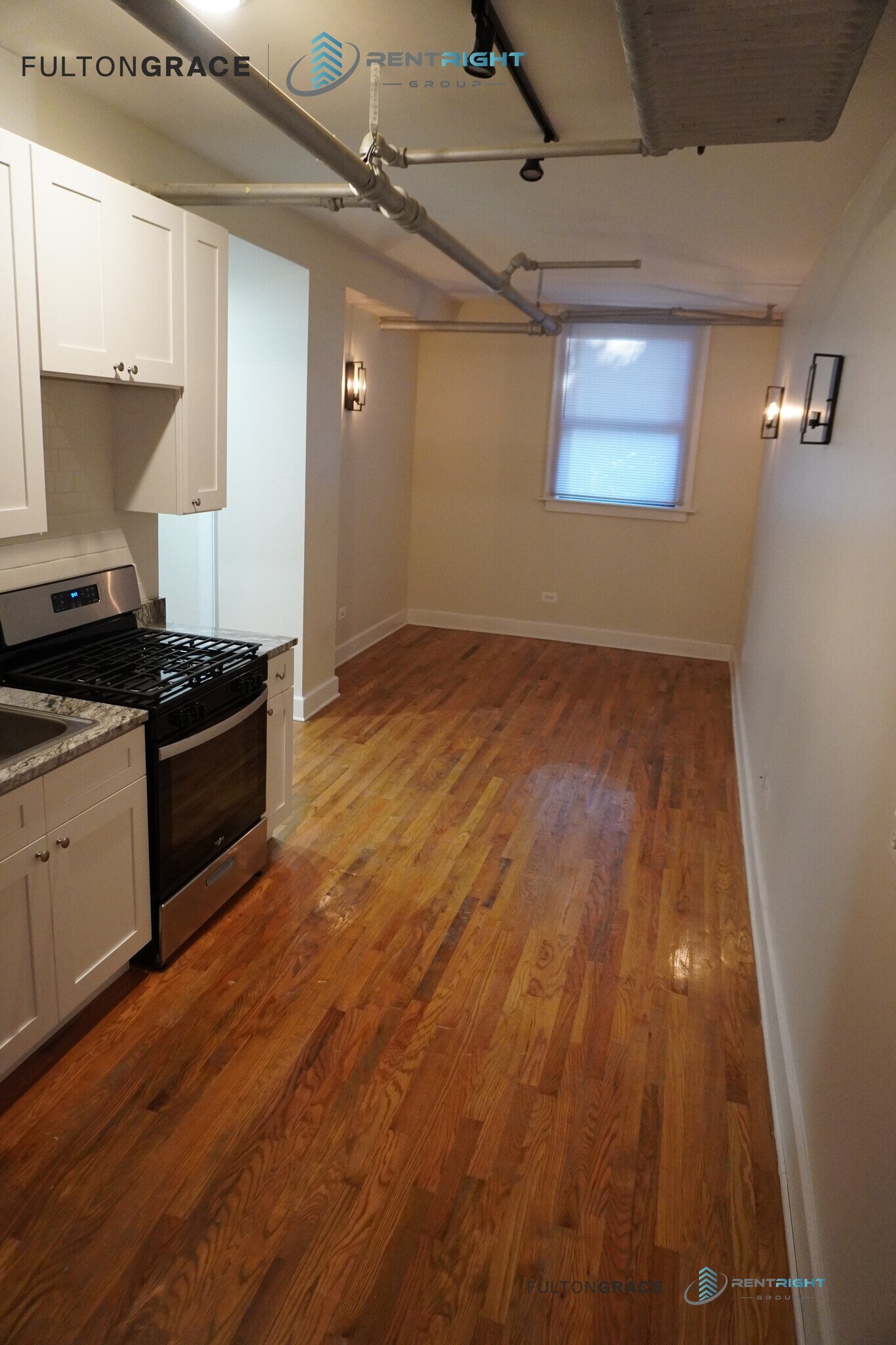 Building Photo - 1700-1710 W Albion