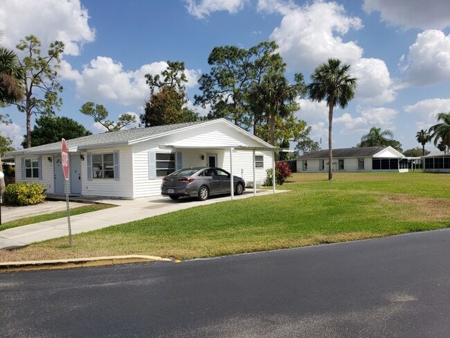 Building Photo - 1 Desert Candle Cir