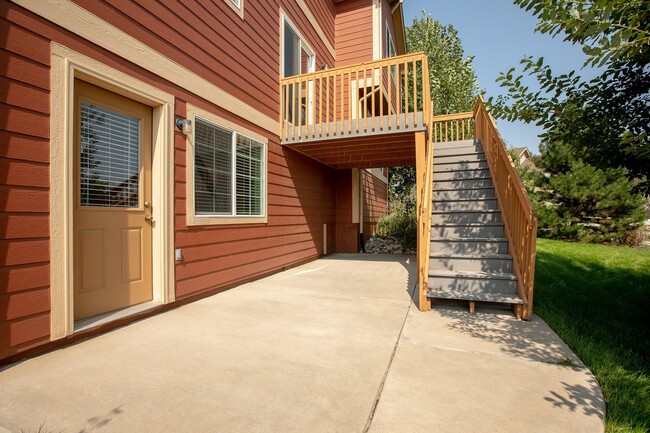 Building Photo - 3232 Chase Dr