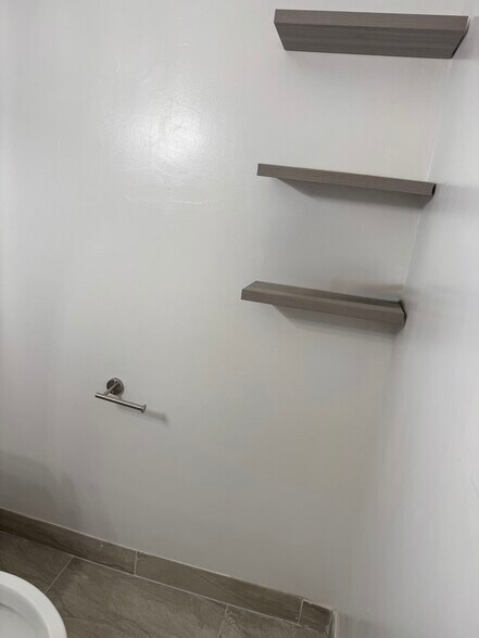 Bathroom - 1870 NW 16th Ter