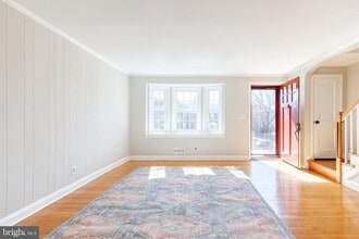 Building Photo - 130 Dumbarton Rd