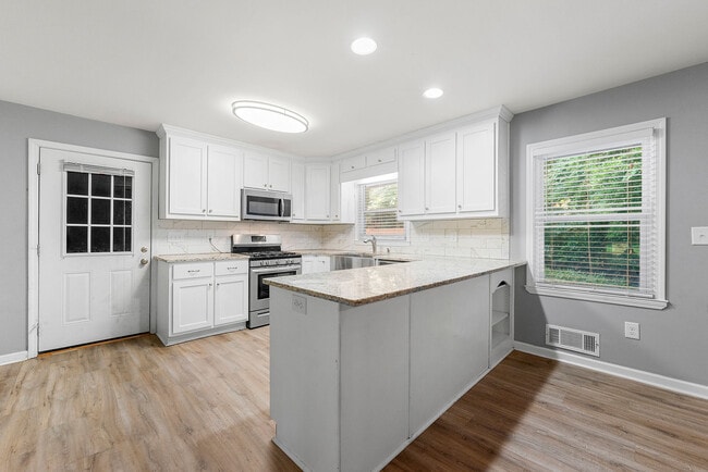 Building Photo - 1300 Milstead Ave NE