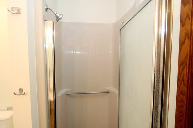 Building Photo - 609 Blakely St