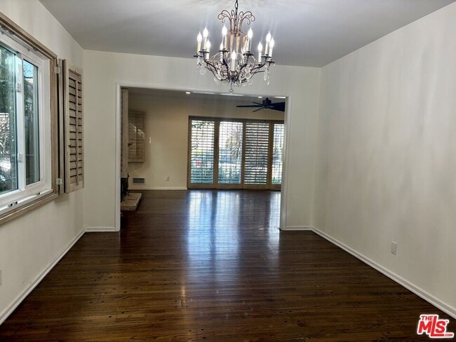 Building Photo - 333 N Detroit St