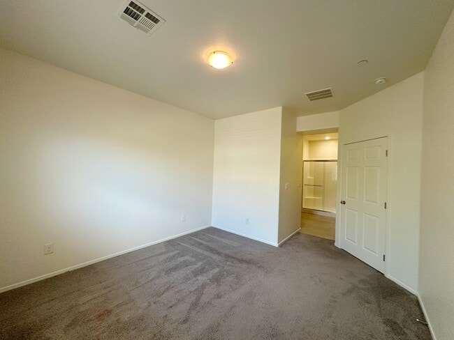 Building Photo - 4566 Mansart Ct