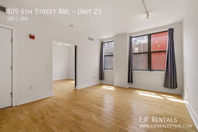 Building Photo - 809 6th St NW