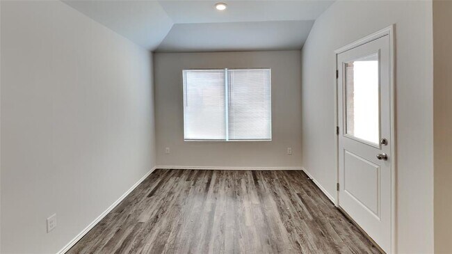 Building Photo - 6217 Western Redbud Trl
