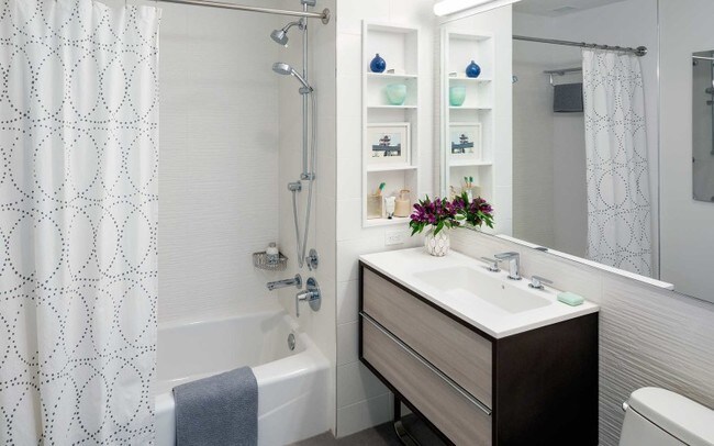 Building Photo - 10 City Point