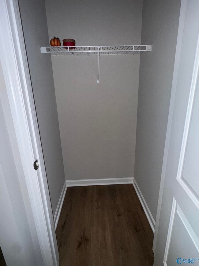 Building Photo - 115 Oak Terrace Ln