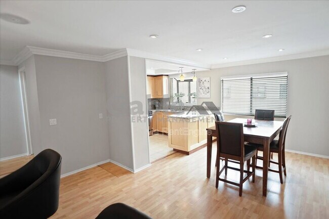 Building Photo - 27663 Ironstone Dr