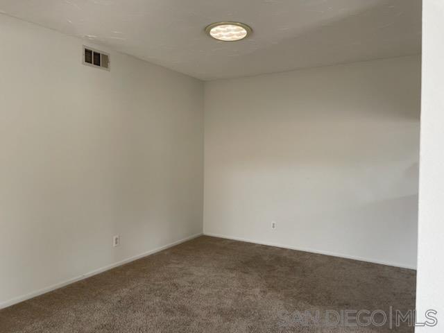 Building Photo - 608 Persimmon Way