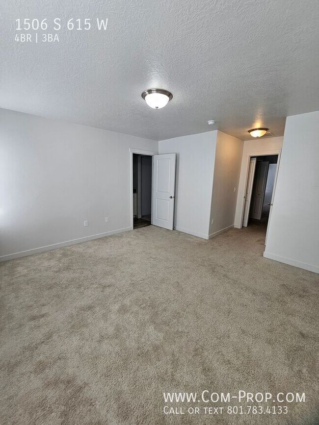 Building Photo - 1506 615 W