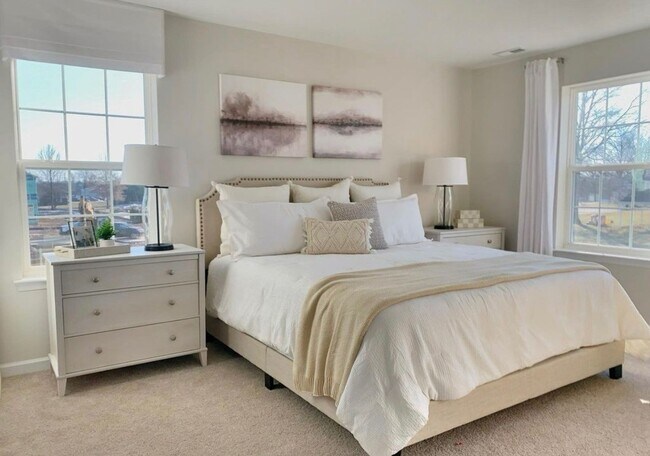 Building Photo - Stunning 4-Bed Townhome in Quakertown! Available NOW!