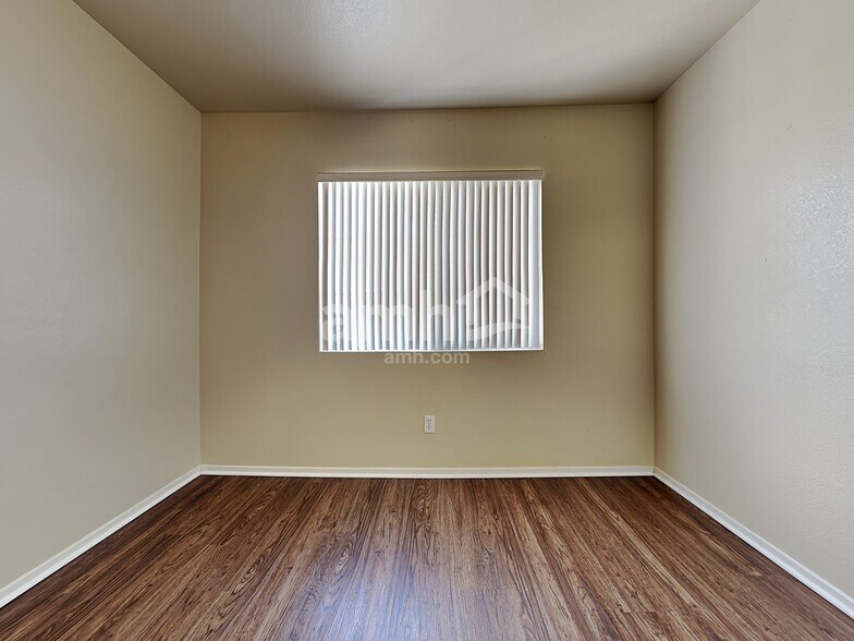 Building Photo - 8321 Canvas Ct