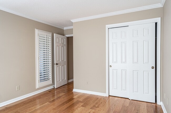 Building Photo - 285 Sugar Gum Ln