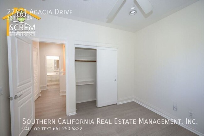 Building Photo - 27471 Acacia Dr