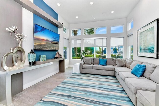 Building Photo - 7740 Sandy Ridge Dr