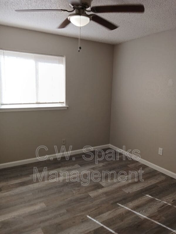 Building Photo - 7840 Mirage Valley Dr