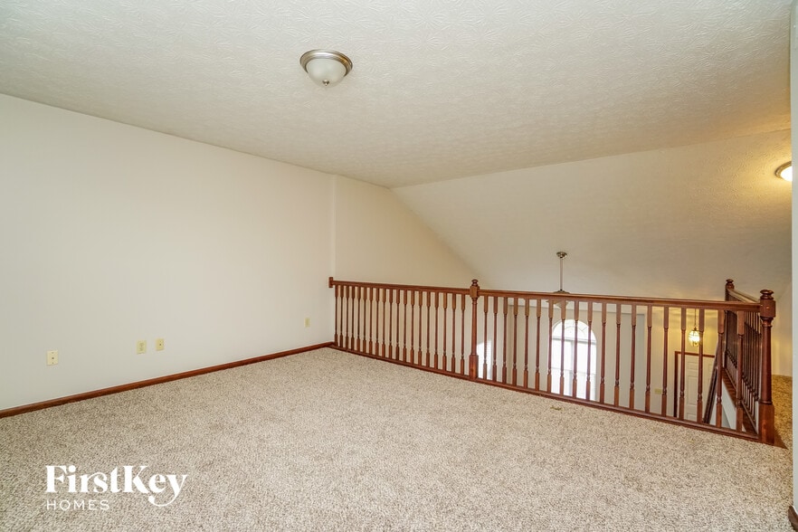 Building Photo - 455 Dover Pond Dr