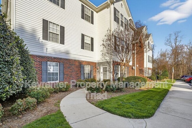Building Photo - 4280 Cedarcroft Ct